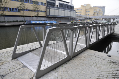 The Rolling Bridge (Paddington Basin)